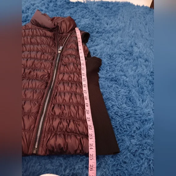 Calvin Klein~Women's Performance Down Quilted Purple Black Puffer Vest - Picture 3 of 12